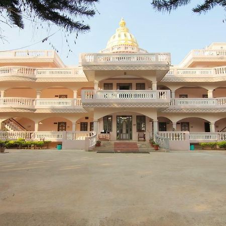 Jains Royal Palace Resorts Yelagiri Exterior photo