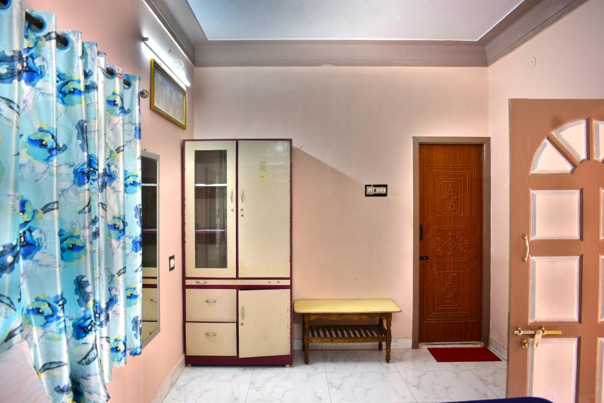 Jains Royal Palace Resorts Yelagiri Exterior photo