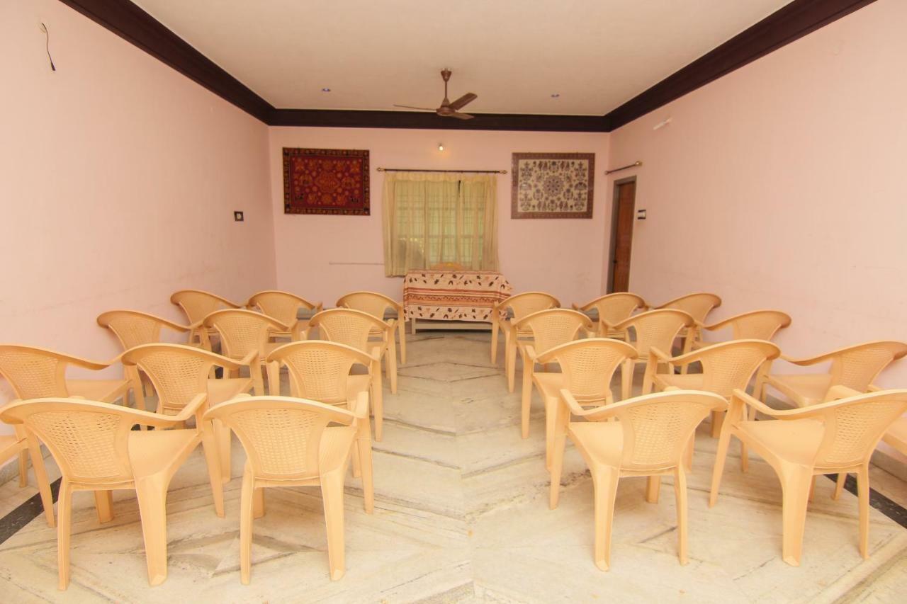 Jains Royal Palace Resorts Yelagiri Exterior photo